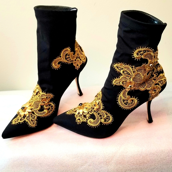NWT DOLCE & GABBANA 3D embroidered ankle boots sz 38 - Picture 3 of 7